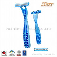 Triple Blade Disposable Razor