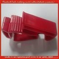 High quality cheap plastic glove clip holder OEM color and OEM logo available 2
