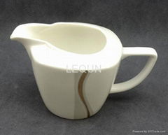  BONE WARE Creamer   