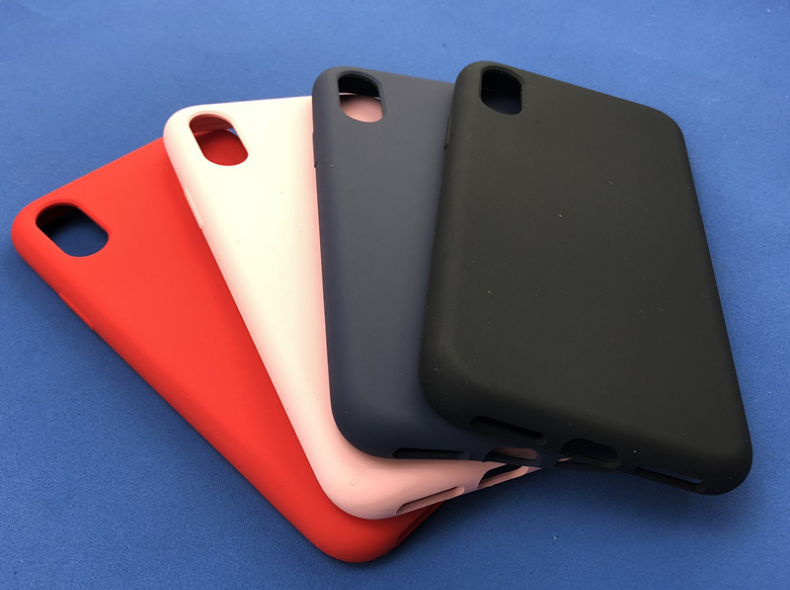 iPhone XS & XR Liquid Silicone Case 3