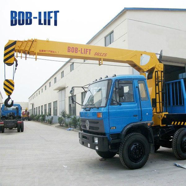 12t Telescopic Boom Truck Mounted Crane