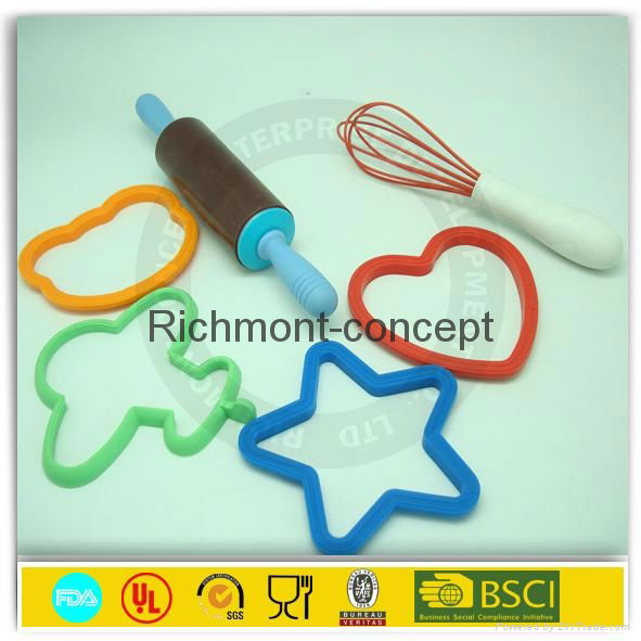  FDA/LFGB hot sell silicone egg tools