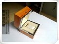 翻蓋樣式的木製噴漆手錶盒 2
