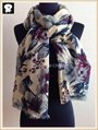 Super soft wool and acrylic scarf with spring flowers 4