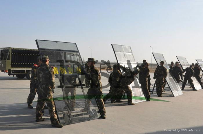 the treatment of the large-scale riots fence