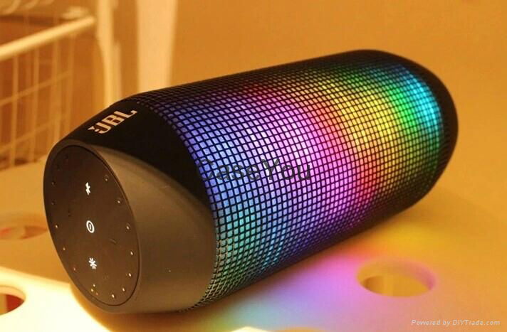 LED COLORFUL BLUETOOTH SPEAKER WITH NFC
