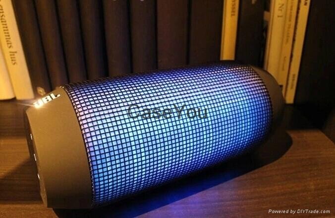 LED COLORFUL BLUETOOTH SPEAKER WITH NFC 3