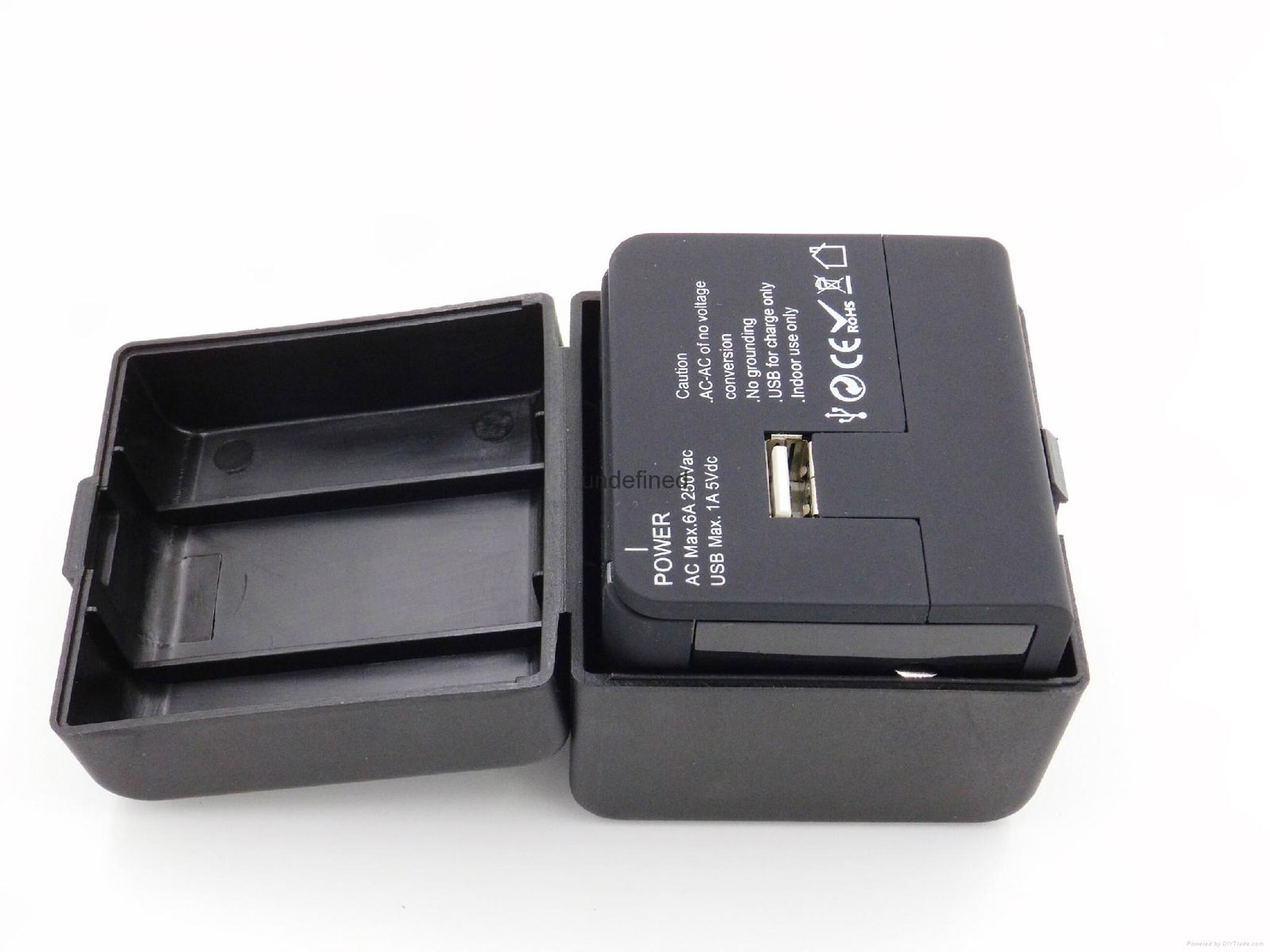 USB universal travel adapter plug with 2.1A EU/AUS/US/UK travel adapter 2