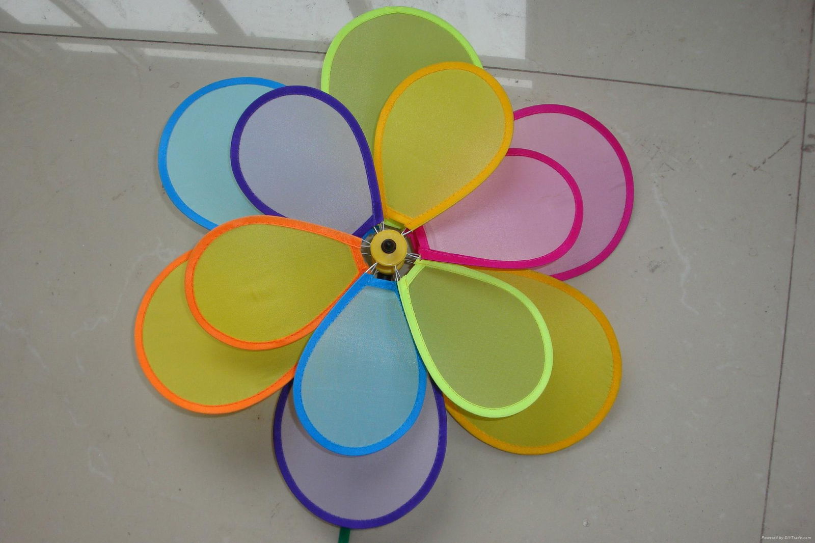 2016 new design spinner flower windmill