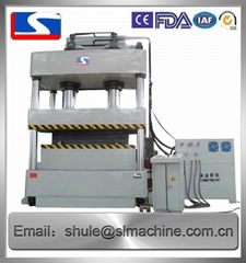 Four column hydraulic press