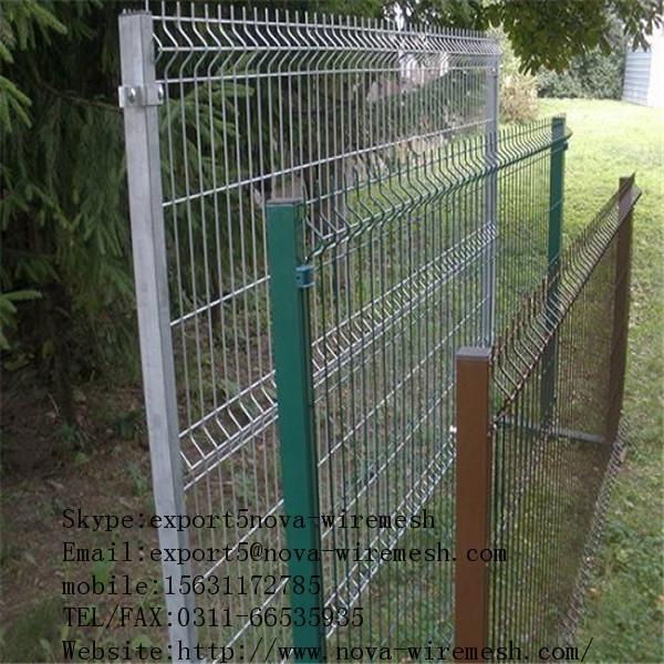 Dutch mesh fence  2
