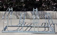 Floor mounted parking bike rack