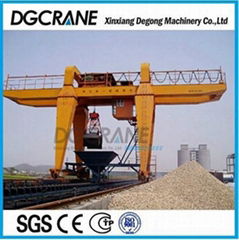 New design mobile tyre type boat crane