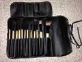 12 make up brush suit 11