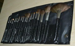 19pcs wood handle makeup brush set face