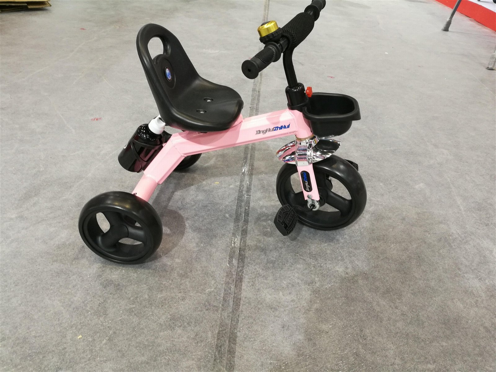 2015 new fashin design kids toy tricycle 