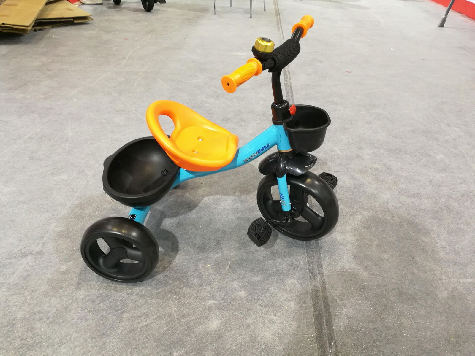 2015 new fashin design kids toy tricycle  2