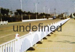 贵阳道路隔离护栏 5