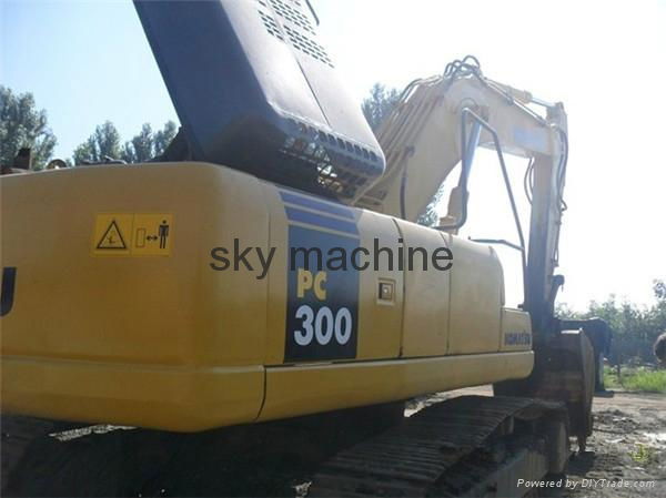 secondhand komatsu PC300-7 excavator  with high quality