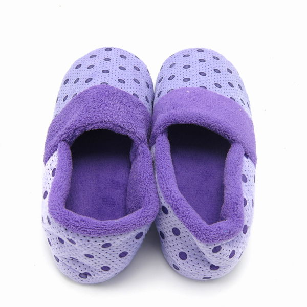 Comfortable soft touch shoes for women used in home  3