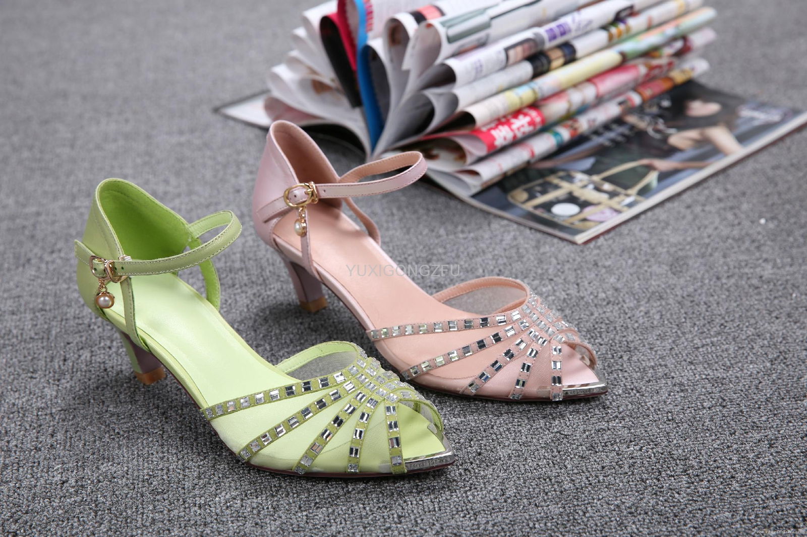 Lady sandals Leather shoes 3