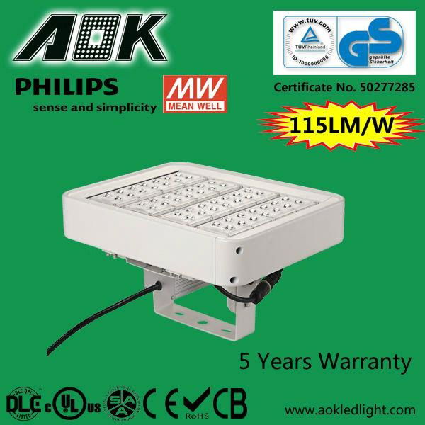 IP67 IK10 TUV DLC UL Certified Photocell 62000 Hours HighBay LED