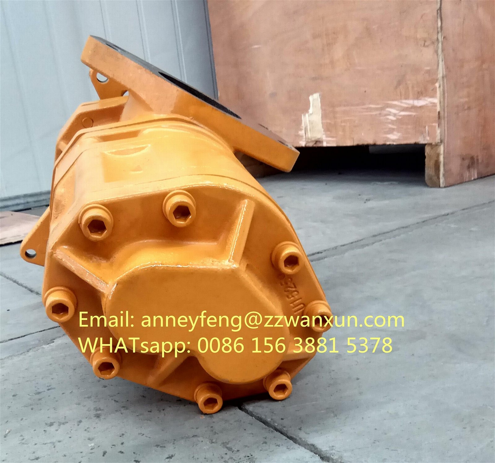 komatsu pump 704-71-44002 gear pump 704-71-44050 for bulldozer D375 D475 3