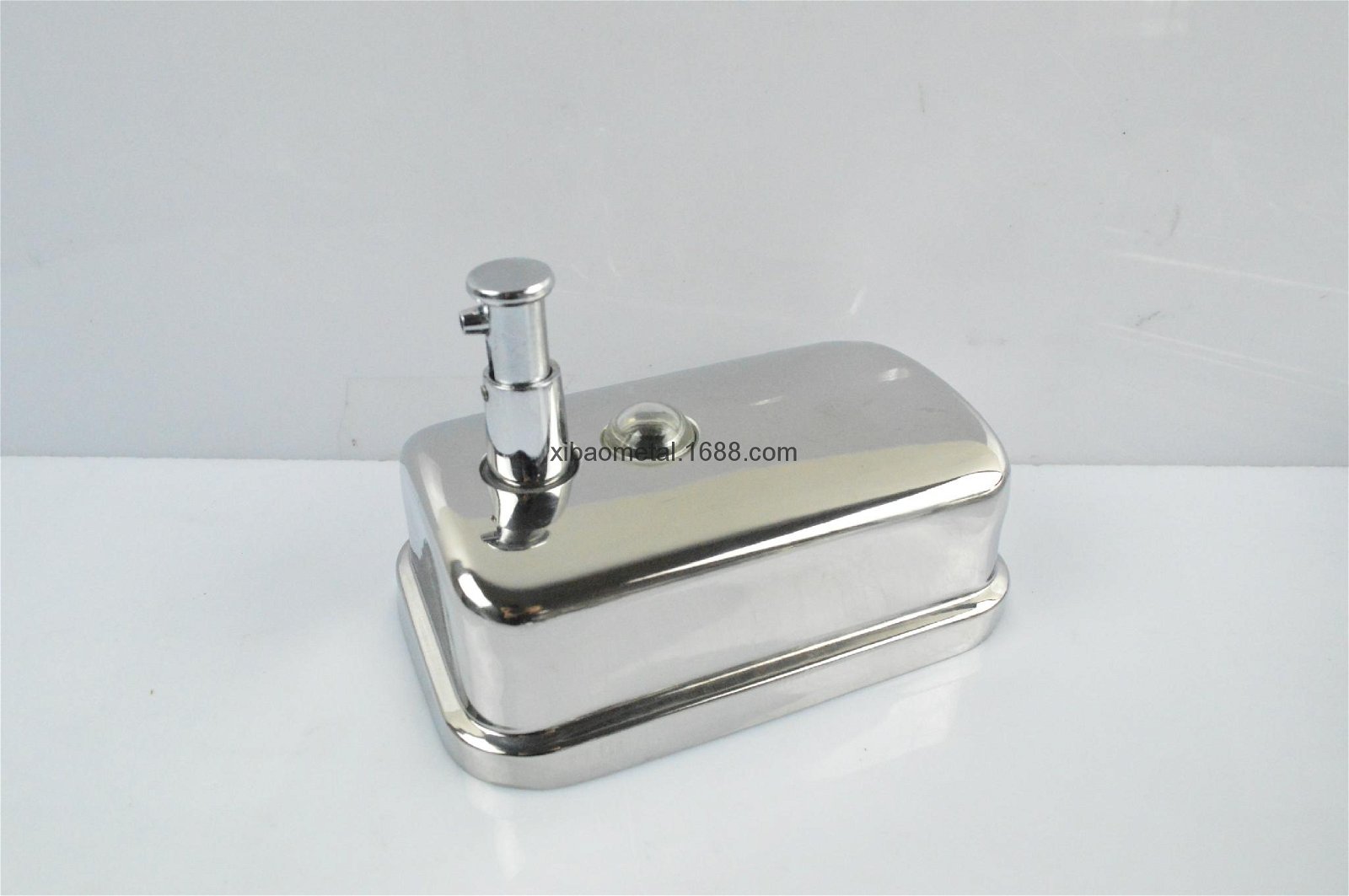 希寶五金衛浴 XBT-0166 新款挂壁式不鏽鋼皂液器 專用給皂器 3