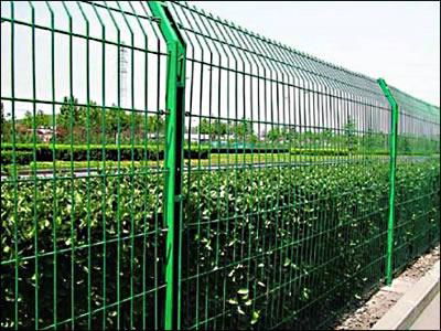 wire mesh fence 4