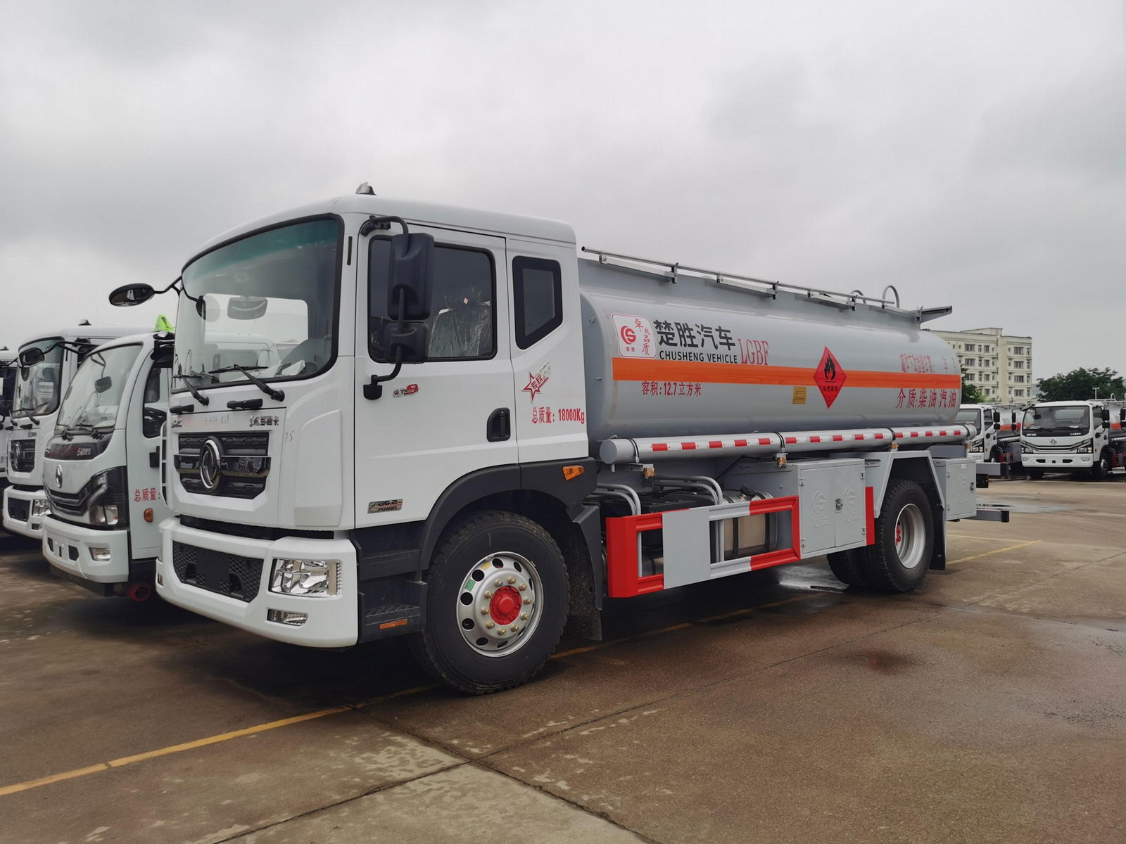 new brand dongfeng D9 13cbm mobile refueler truck for sale  2