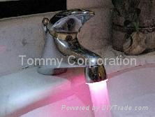 LED Faucet Light 2