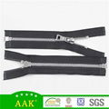 5# zinc alloy open end with AAK P204 puller auto lock slider zipper 2