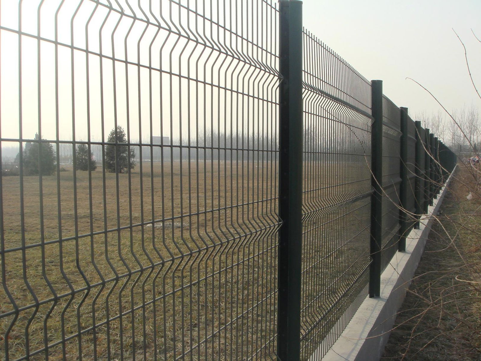 High quality Welded mesh wire fence prices reliable supplier DZJ