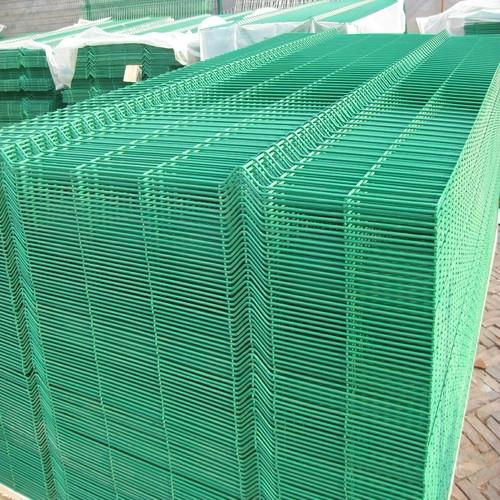 Hot sale powder coated steel wire panel fence with post 4