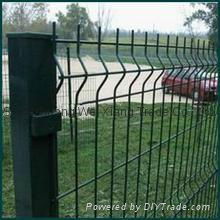 Wire Mesh Fence 4