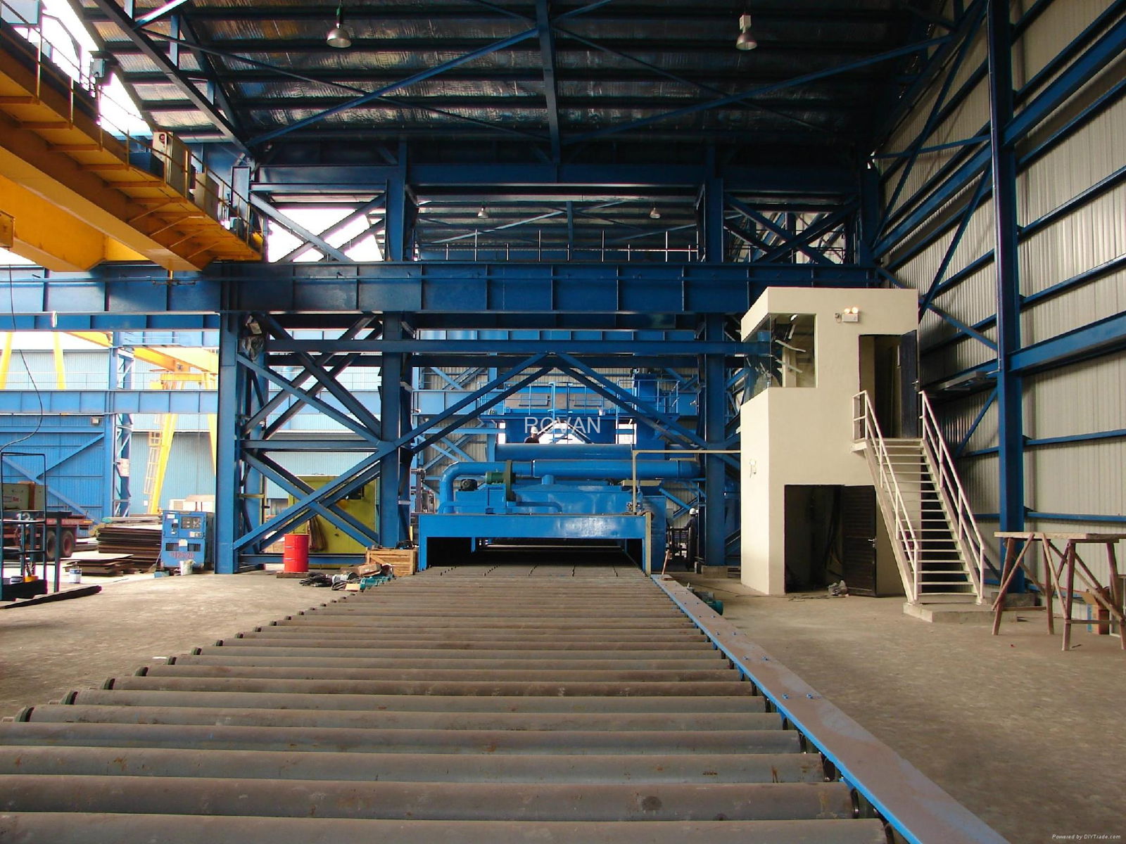 Conveyor type sand blasting machine  5