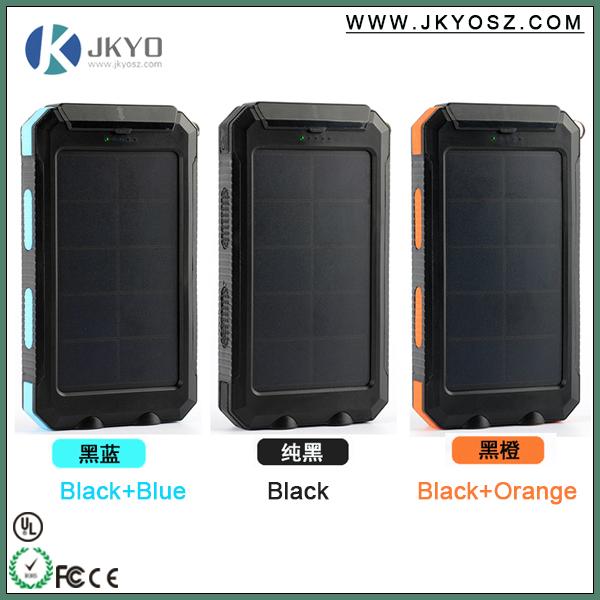 Solar Power Bank with SUNPOWER Panel 3