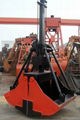 Dredging grabs