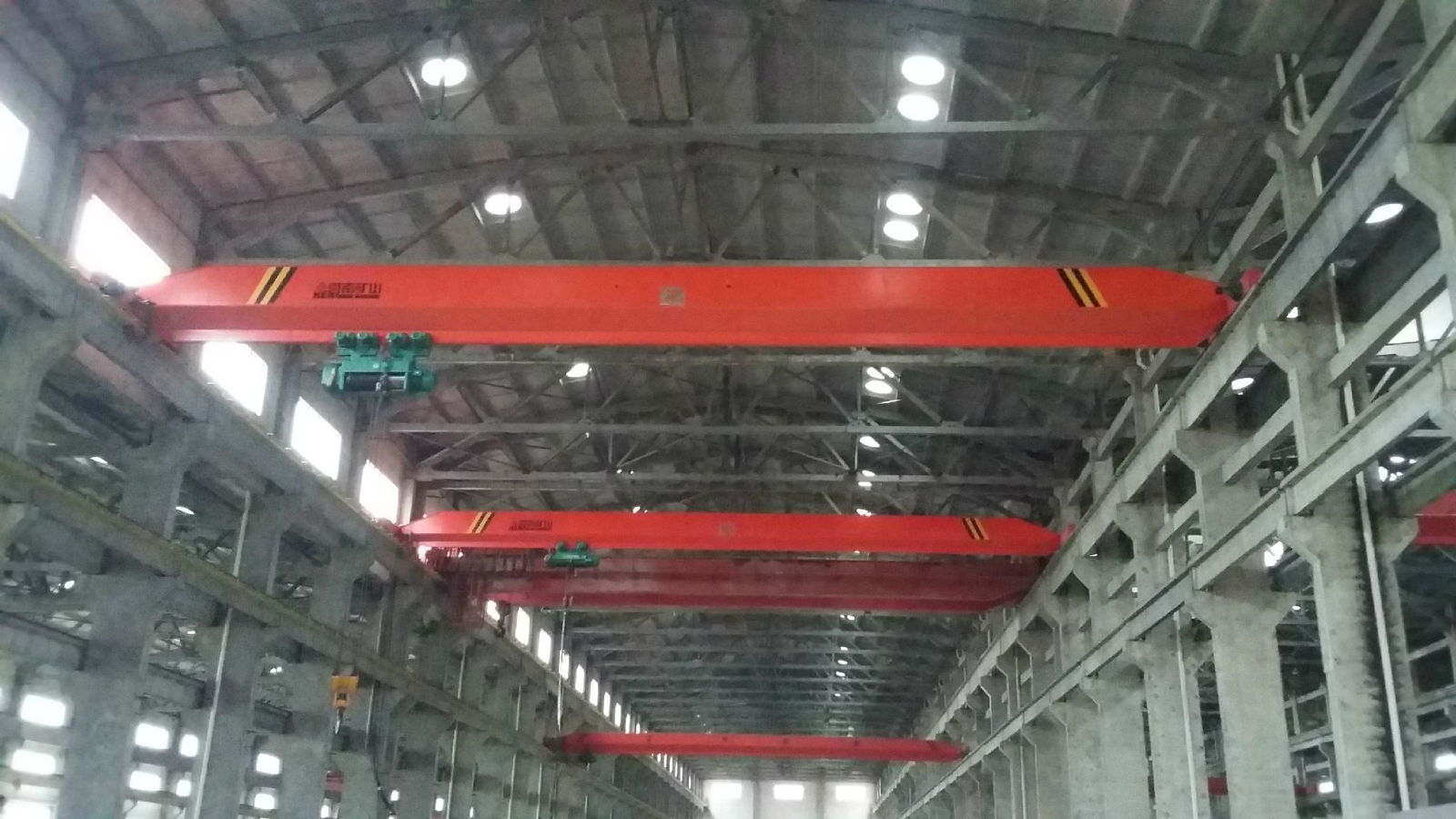 Overhead cranes