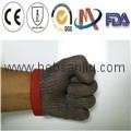 Chain mail protective glove