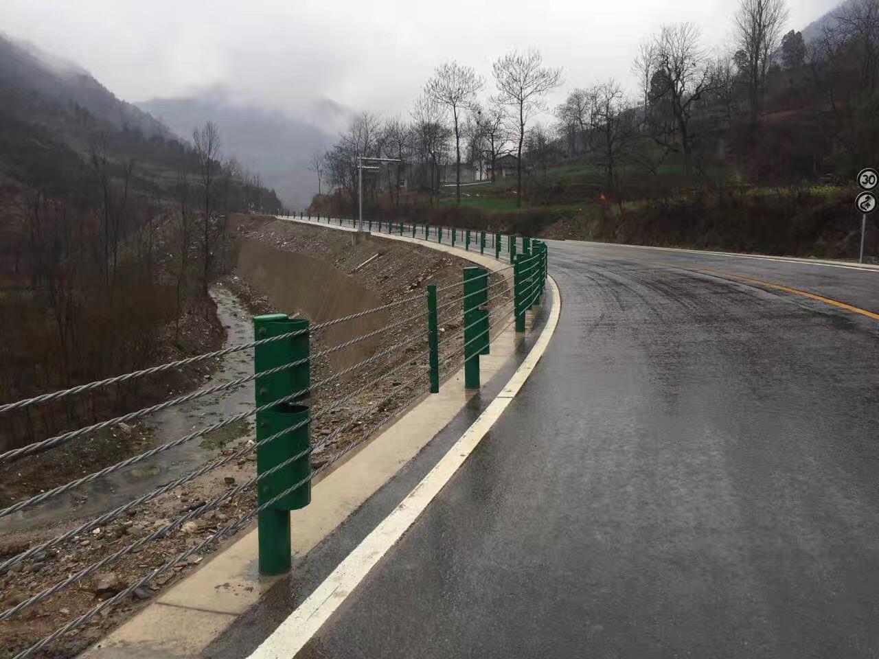 湖南四川纜索護欄繩索護欄廠家 3