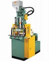 Small Vertical injection molding machine 1