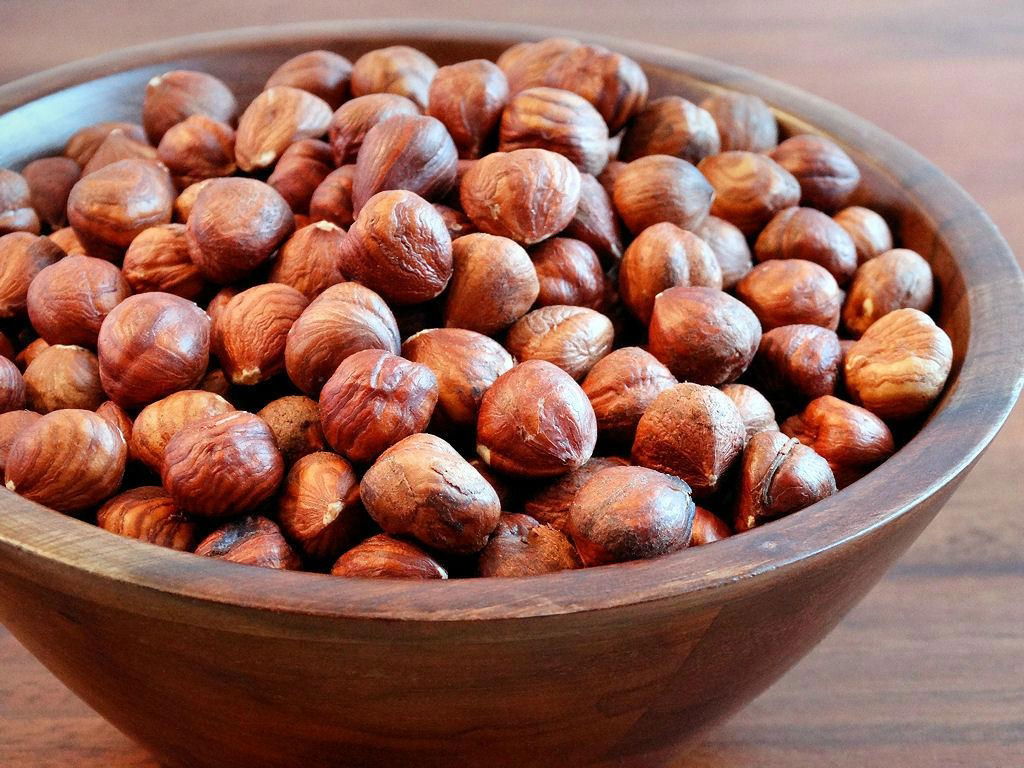 Organic Hazelnuts with High Quality! EU Certified!