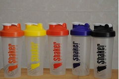 600ml shaker bottle with 18-8 stainless steel blender ball