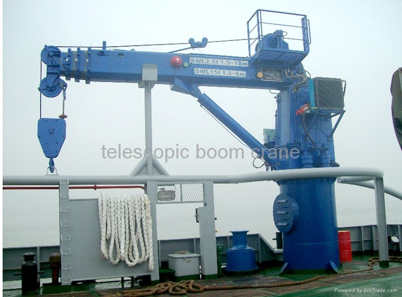 Smooth rotation and low energy consumption telescopic boom crane 4