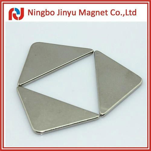 Neodymium magnets with triangle shape ndfeb N35 nickel plating for sale