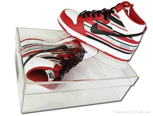 sneaker box 