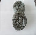 Kitchen cleaning stainless steel scourer