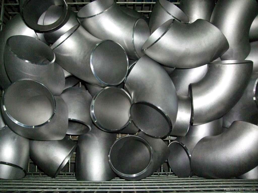 Carbon/stainless steel flanges/elbow 2