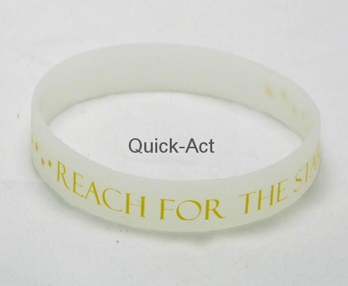 Silicone wristbands world cup game promotional gift 2